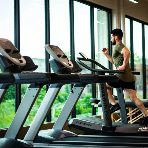 Obține-rezultatele-dorite-cu-un-antrenament-personalizat-și-nutriție-sportivă-în-Timișoara-2